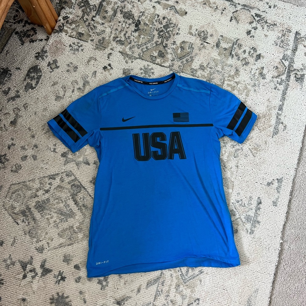 Nike dri fit USA shirt